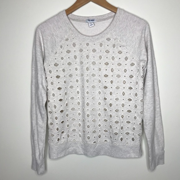 Old Navy Tops - 🎉5 for $25🎉 Old Navy Sweatshirt Size Small